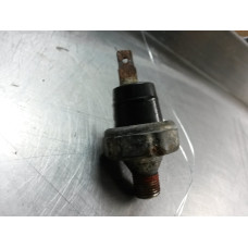 102Z119 Engine Oil Pressure Sensor For 04-08 Mitsubishi Endeavor  3.8